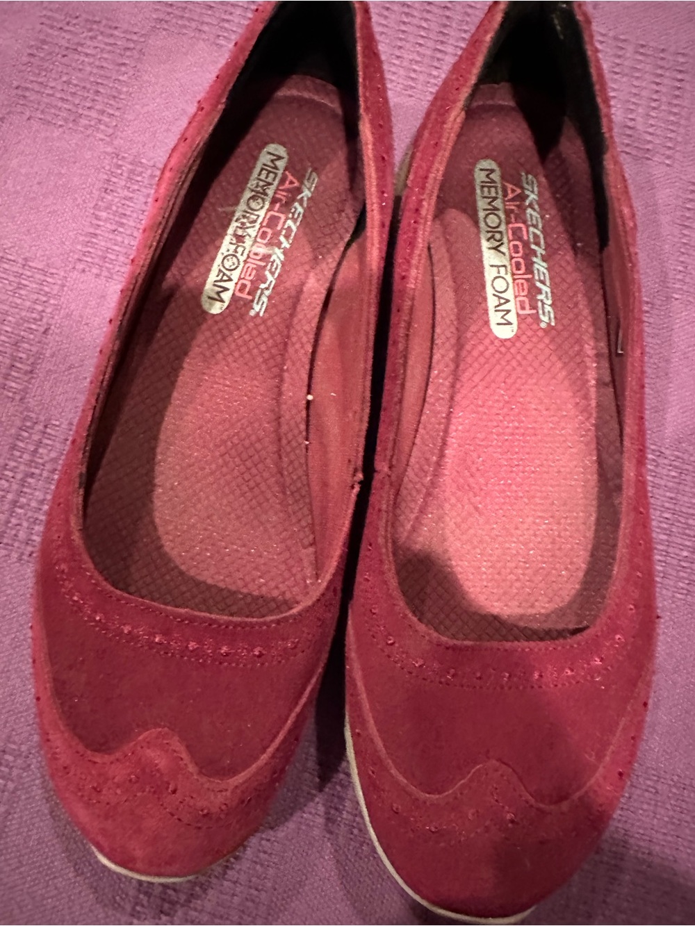 Skechers Women's Memory Foam Ballet Flat in Wine